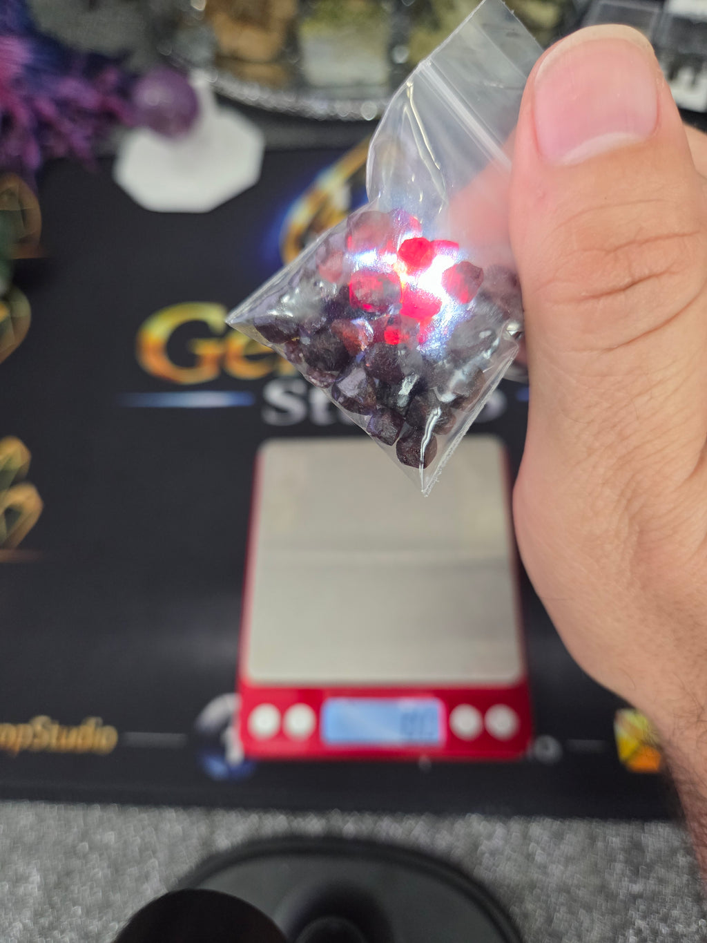 Red Almandine Garnet – 17g Bundle