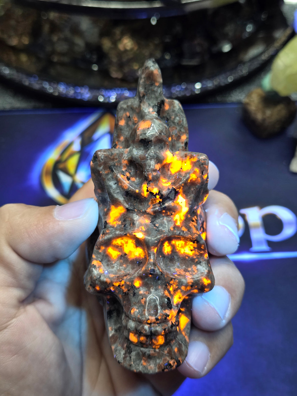 Yooperlite Crystal Skull
