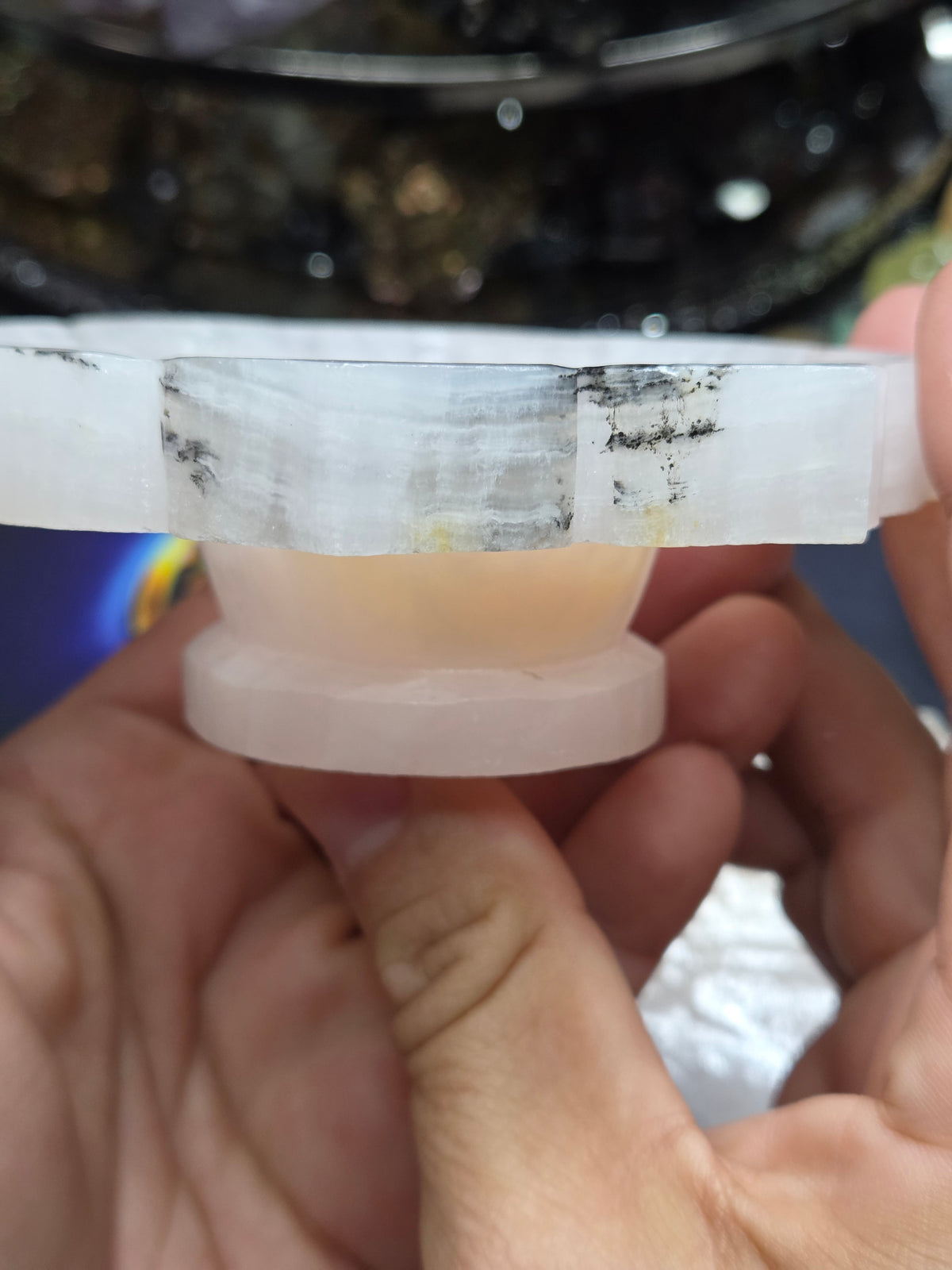 Mangano Calcite Lotus Bowl