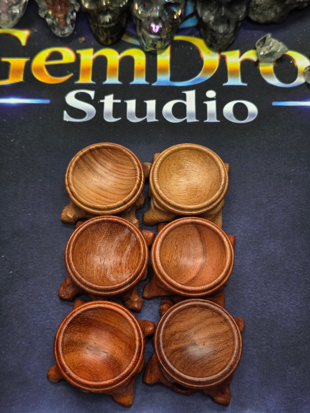 Medium carved wood sphere holder