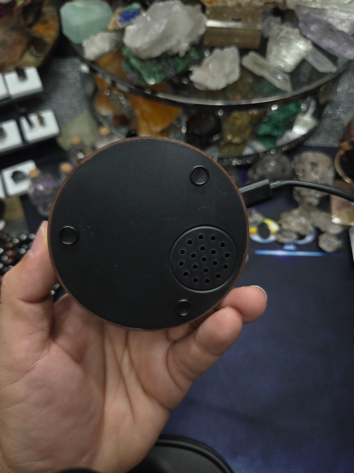 Rotating Sphere Holder with Multicolor Light