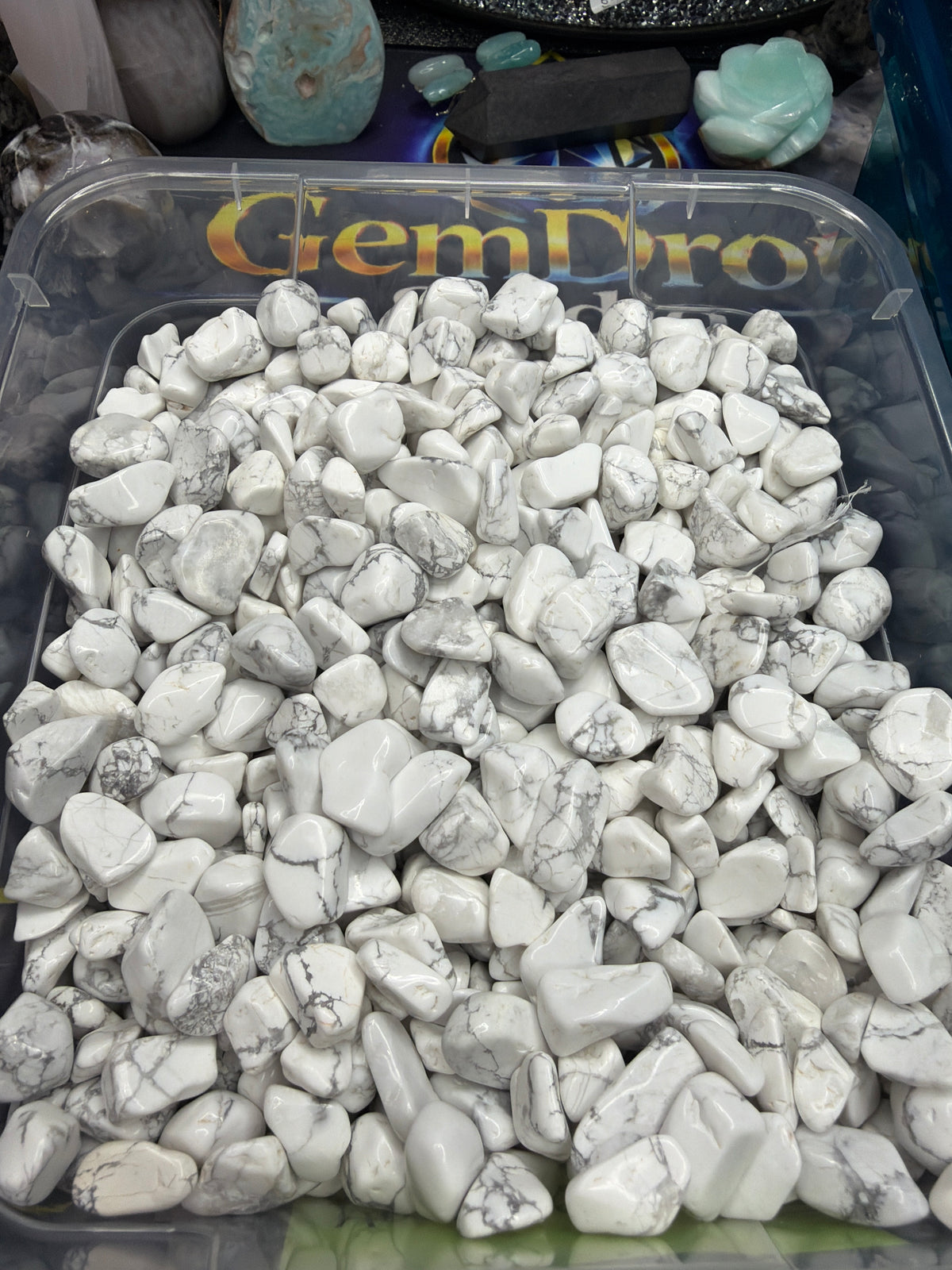 Howlite chips - 1LB Bulk Bag